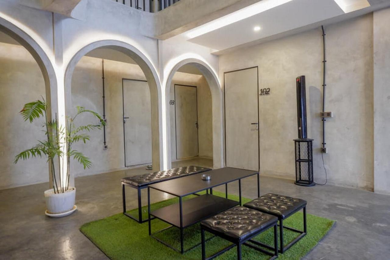 Reddoorz Plus Near Kawasan Sam Poo Kong Semarang Extérieur photo