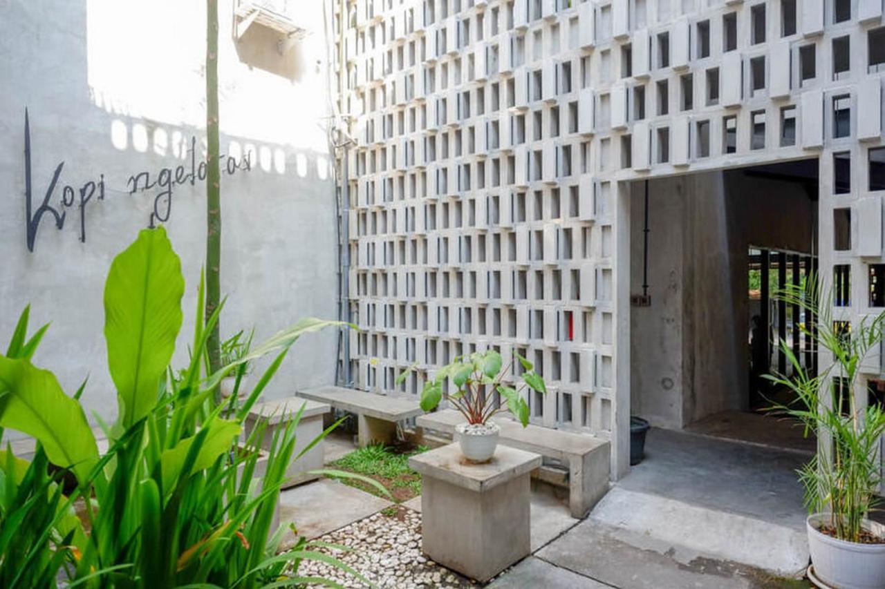 Reddoorz Plus Near Kawasan Sam Poo Kong Semarang Extérieur photo