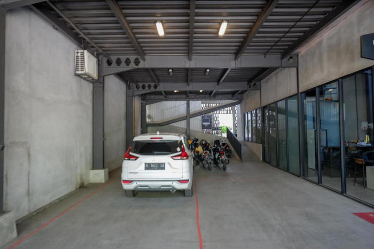 Reddoorz Plus Near Kawasan Sam Poo Kong Semarang Extérieur photo